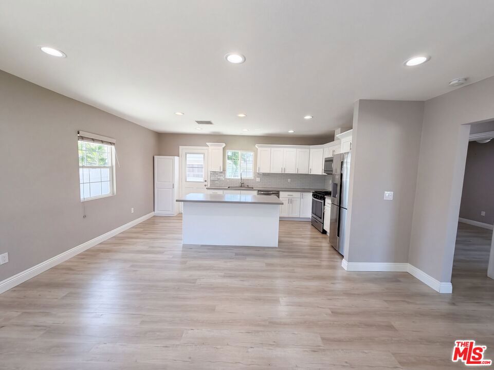 1844 Fleming Street Property Photo 3