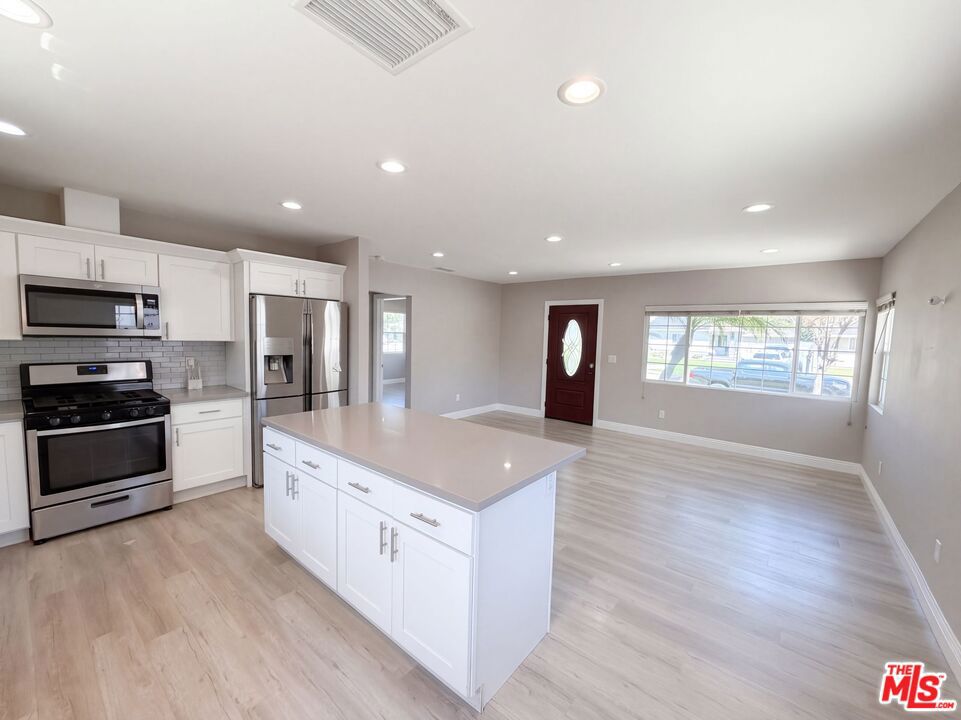 1844 Fleming Street Property Photo 6