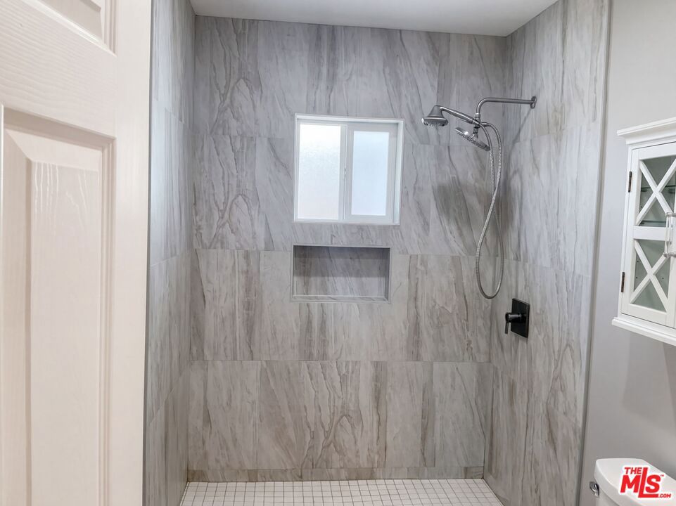 1844 Fleming Street Property Photo 31