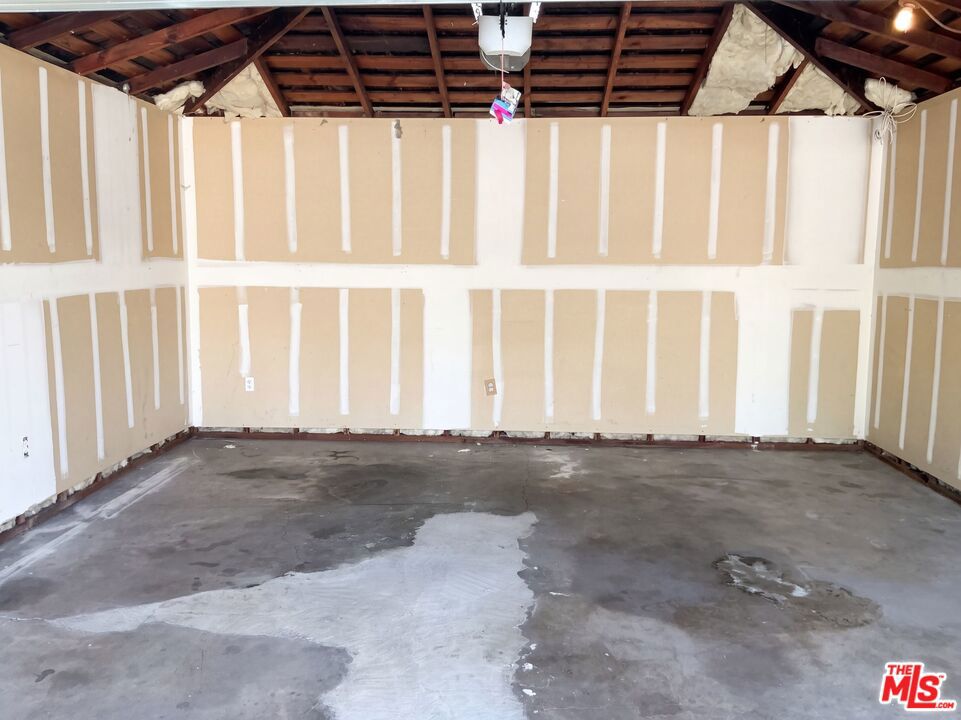 1844 Fleming Street Property Photo 37