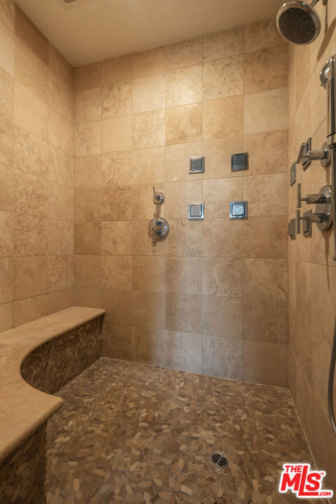 3932 Blue Canyon Drive Property Photo 21