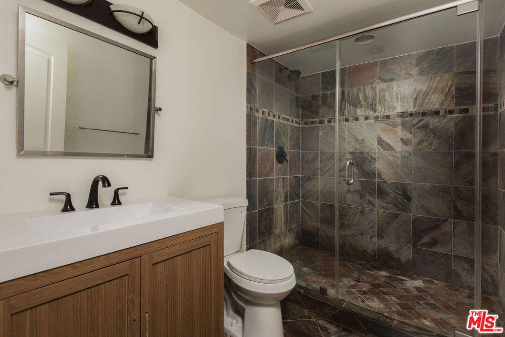 3932 Blue Canyon Drive Property Photo 25