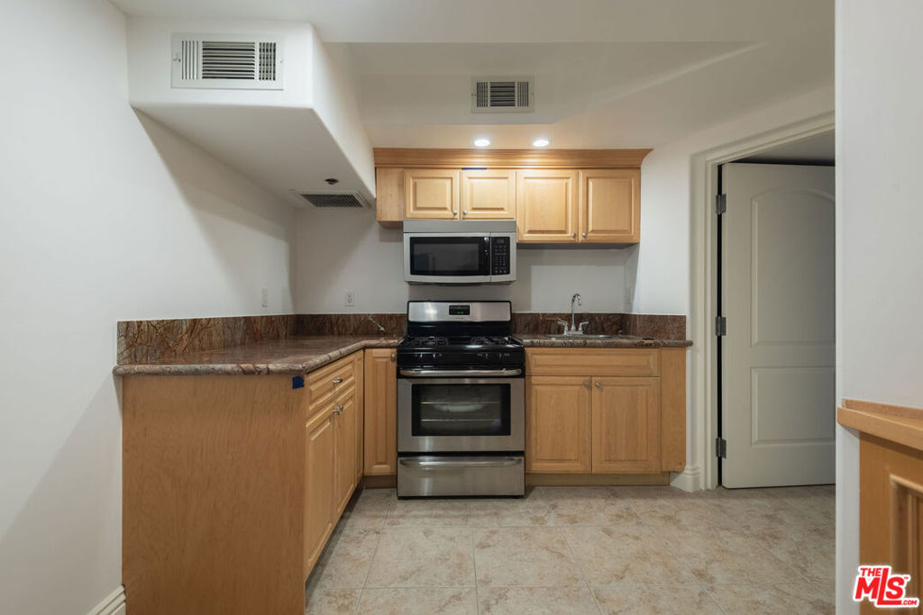3932 Blue Canyon Drive Property Photo 30