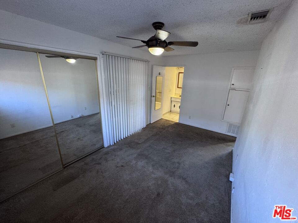 8412 Fenwick Street Property Photo 10