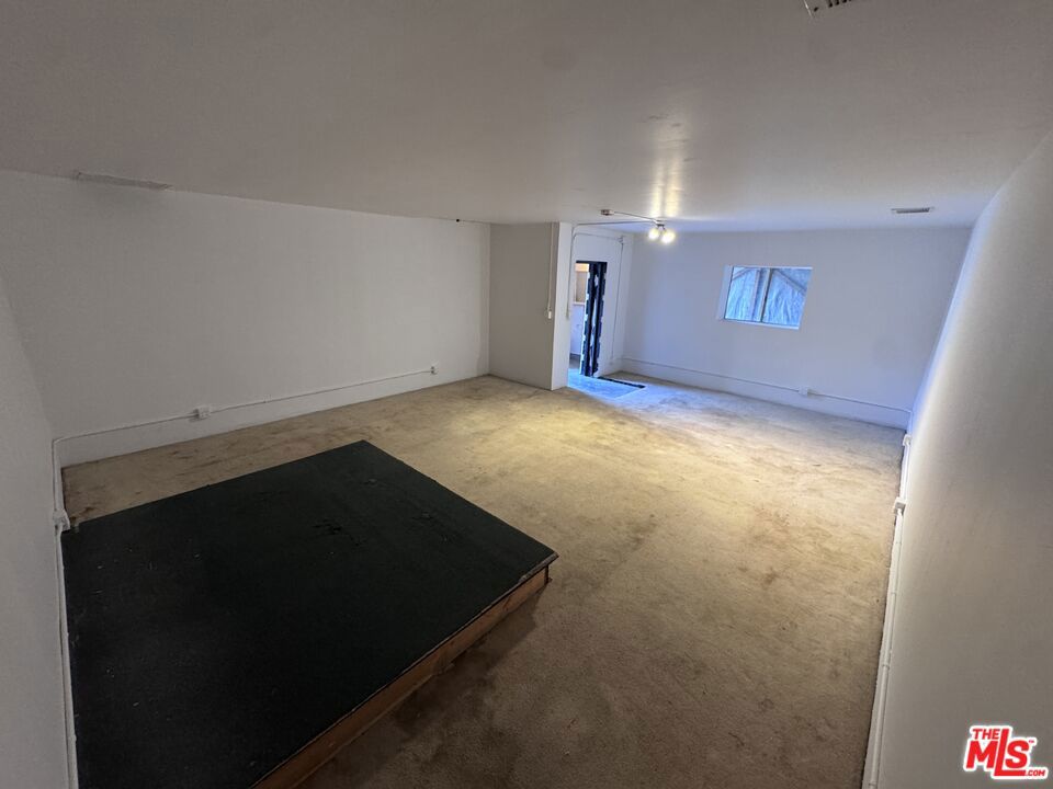 8412 Fenwick Street Property Photo 12