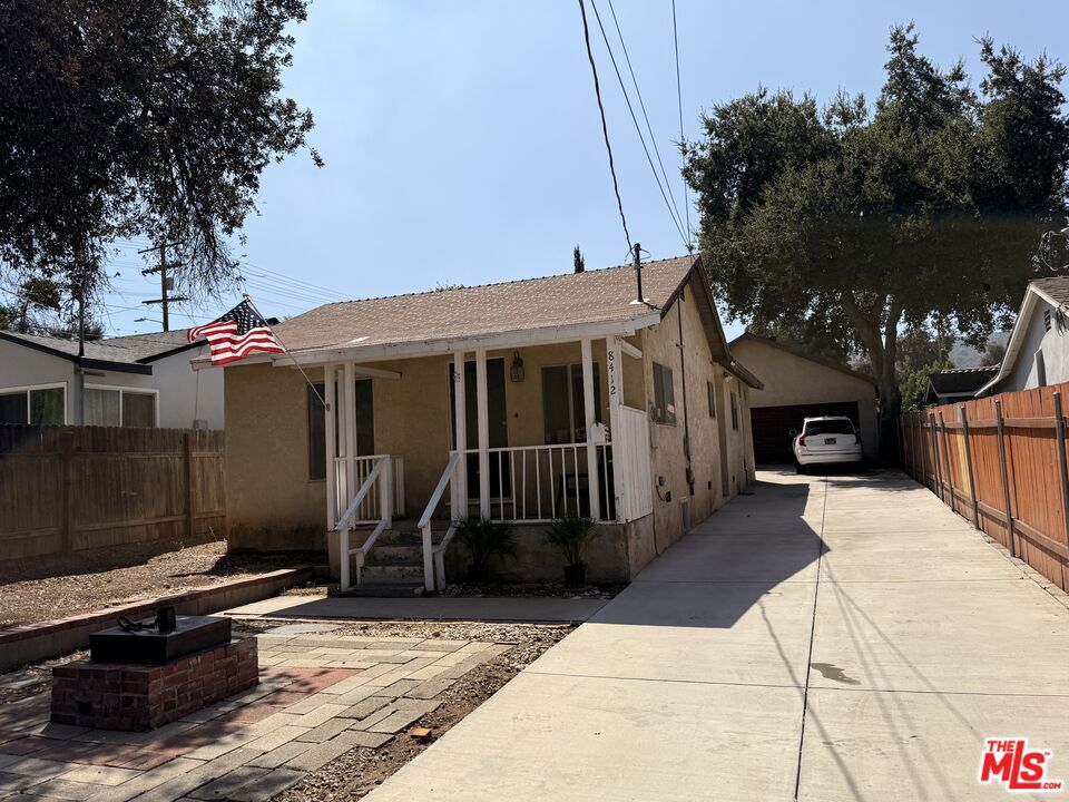 8412 Fenwick Street Property Photo 13