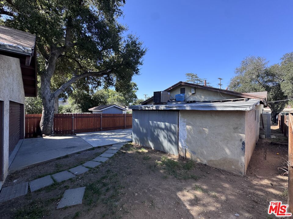8412 Fenwick Street Property Photo 20