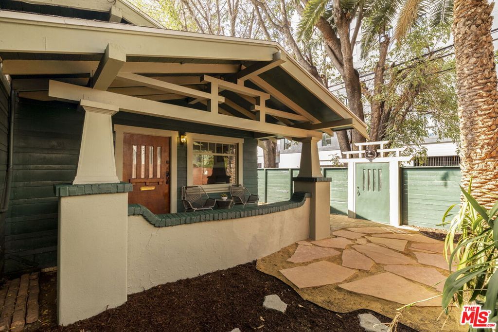 1410 N Mccadden Place Property Photo 1