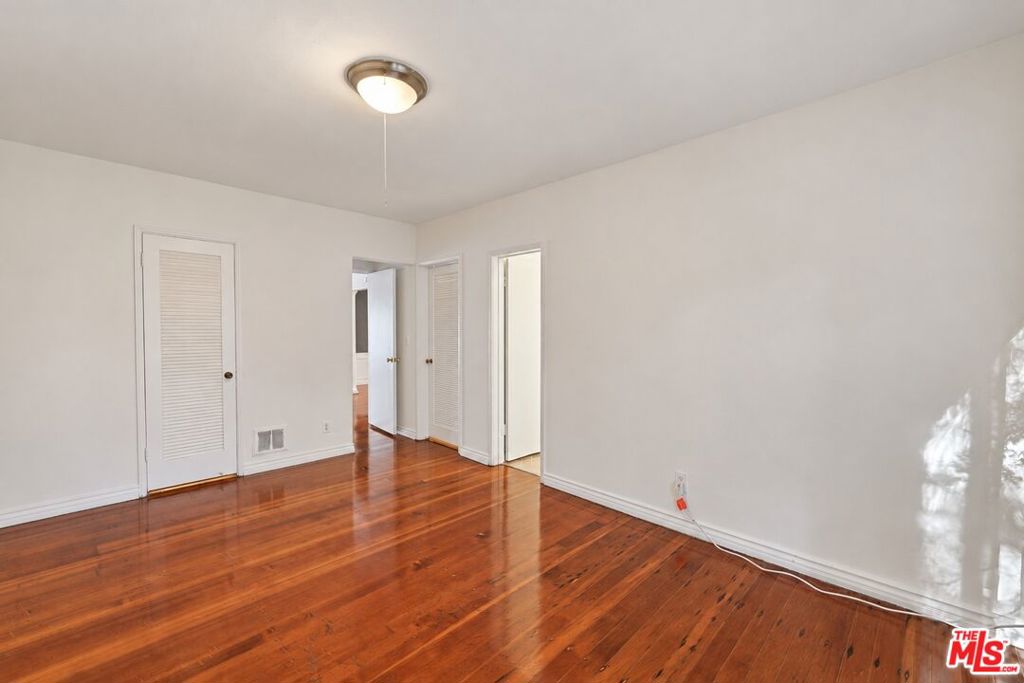 1323 N Olive Drive 23d Property Photo 26