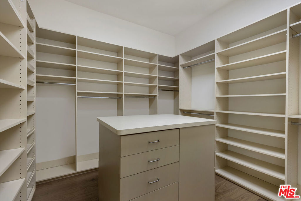 23334 Ostronic Drive Property Photo 17