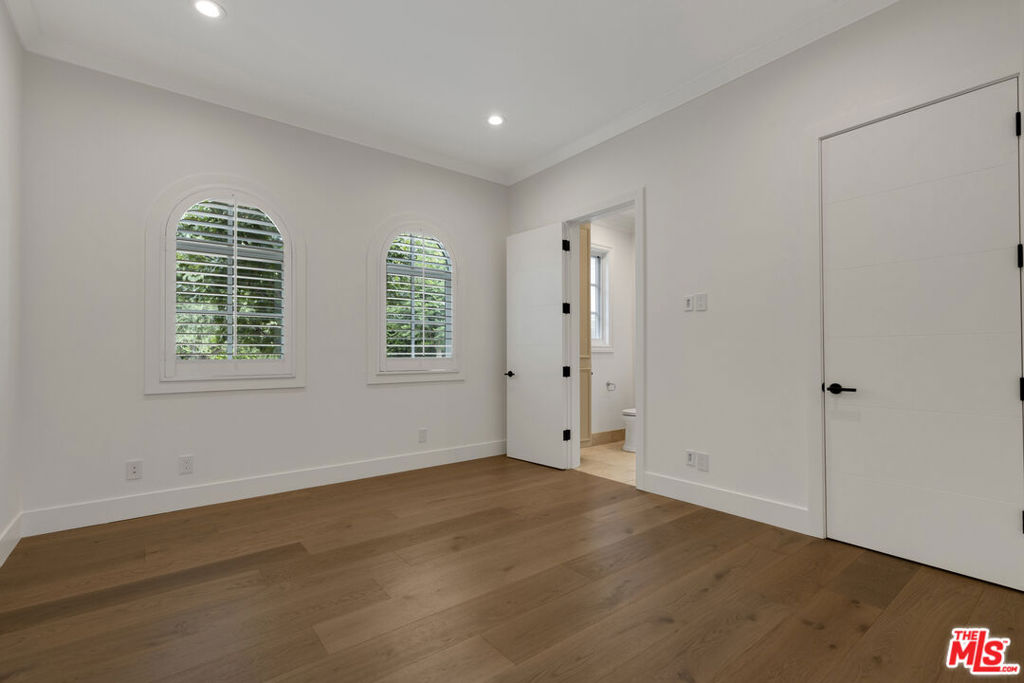 23334 Ostronic Drive Property Photo 19