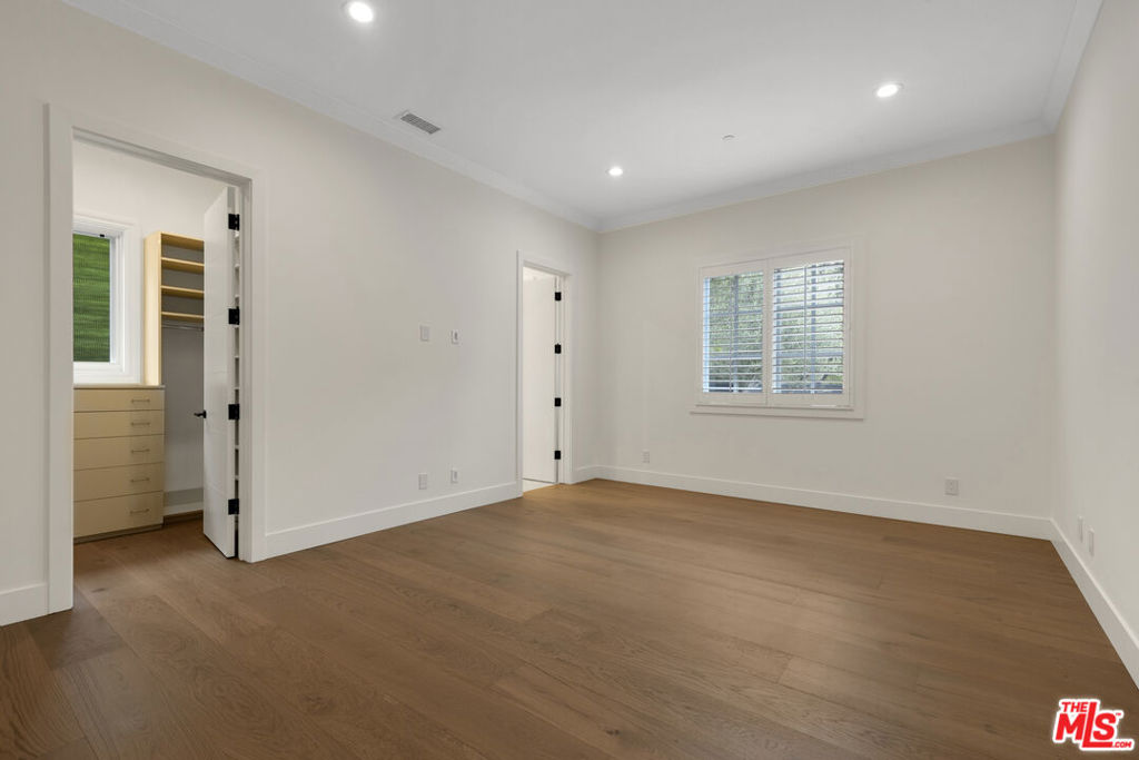 23334 Ostronic Drive Property Photo 20