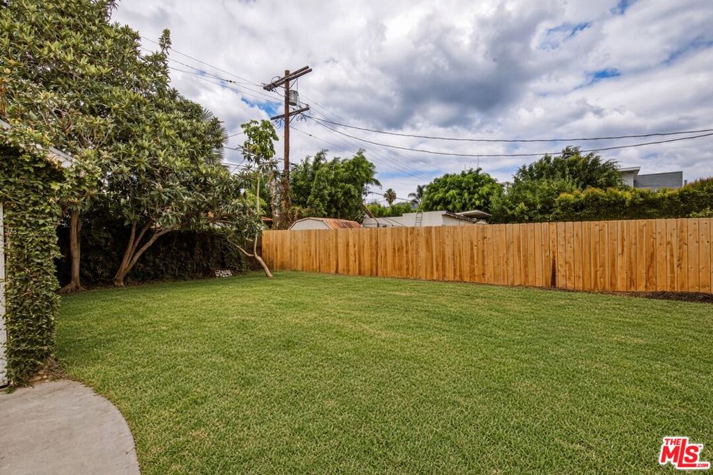 525 N Crescent Heights Boulevard Property Photo 31
