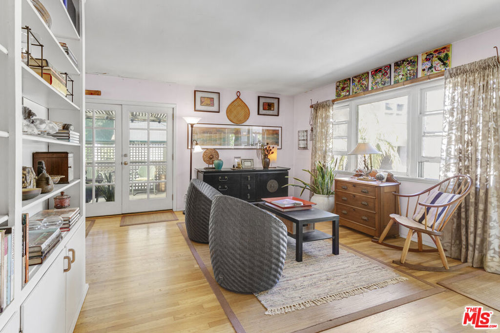 803 Huntley Drive Property Photo 3