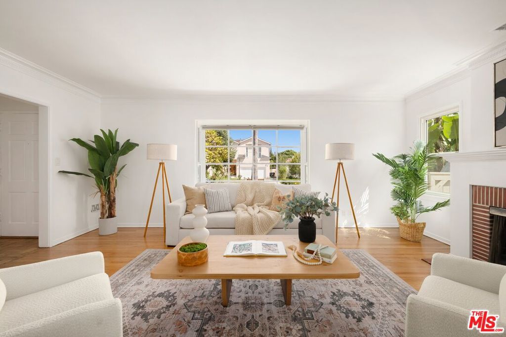 1905 Camden Avenue Property Photo 3