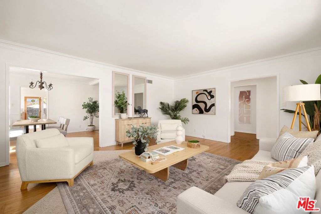 1905 Camden Avenue Property Photo 4