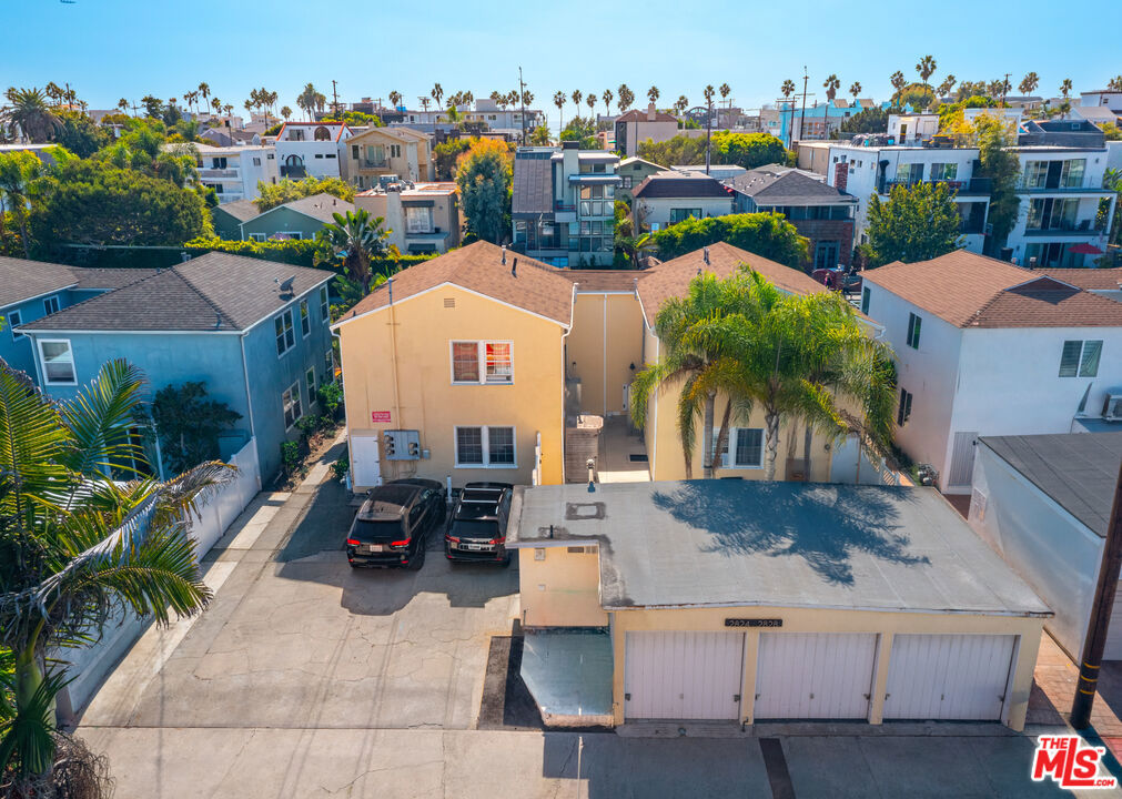 2824 Grand Canal Property Photo 4