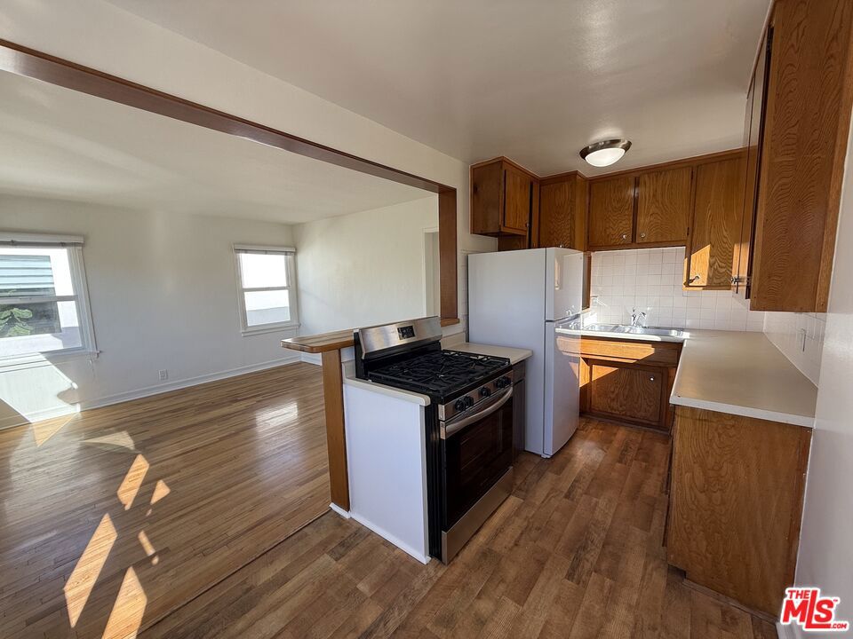 2824 Grand Canal Property Photo 24