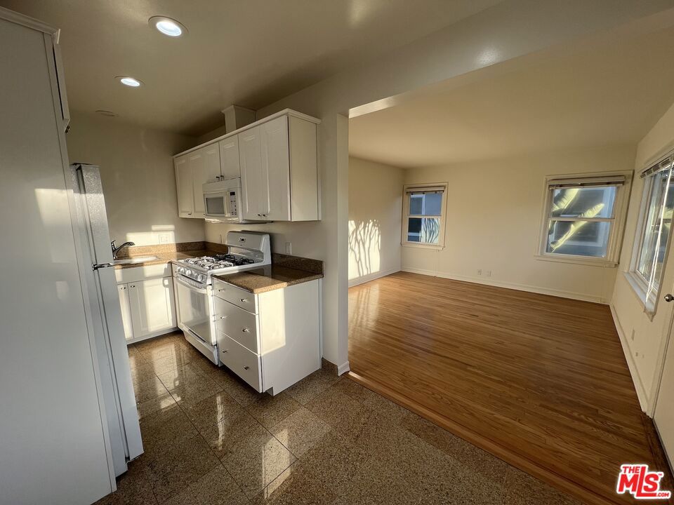 2824 Grand Canal Property Photo 35
