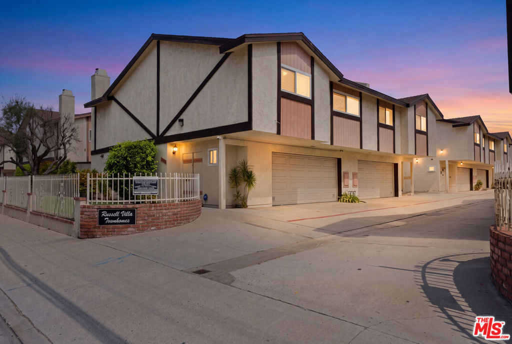 13996 Cerise Avenue Property Photo 1