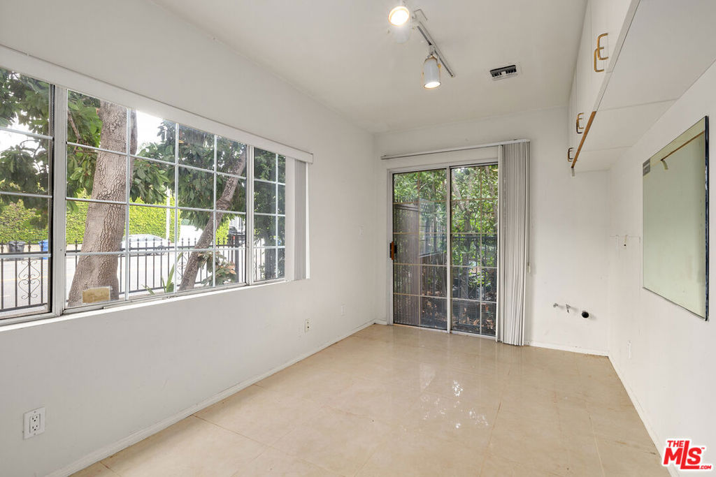7774 Fountain Avenue Property Photo 15