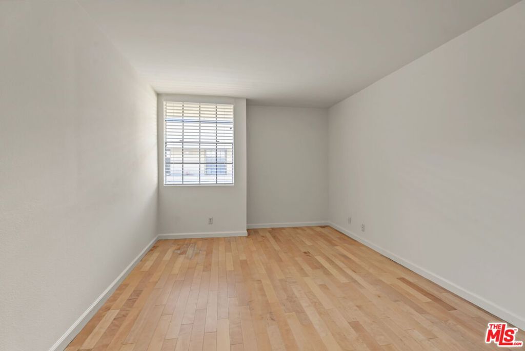 740 N Kings Road 314 Property Photo 16