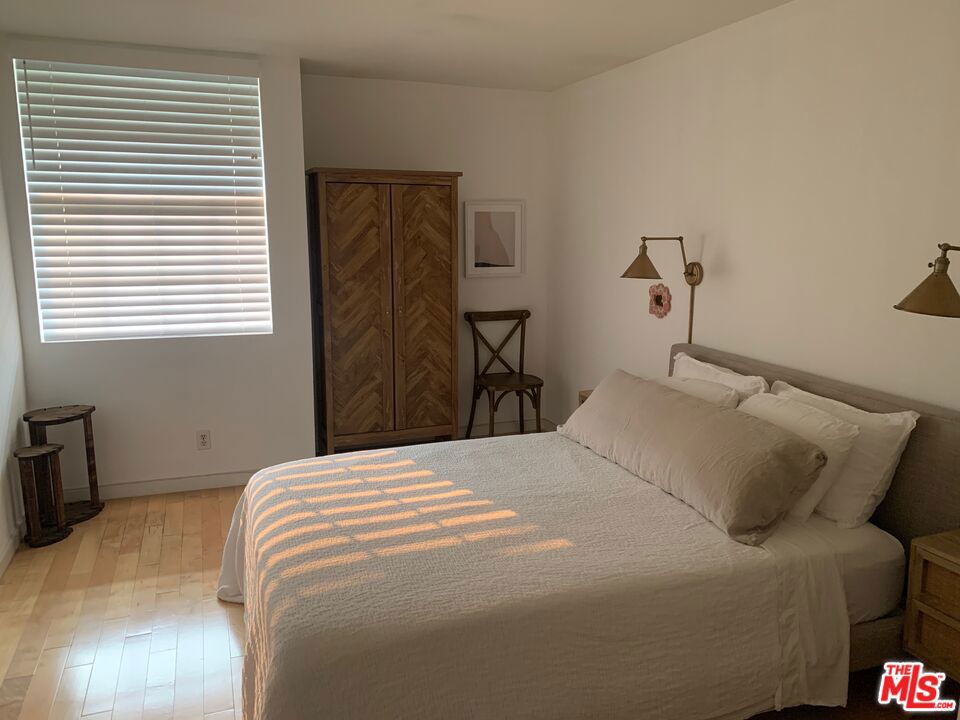 740 N Kings Road 314 Property Photo 19