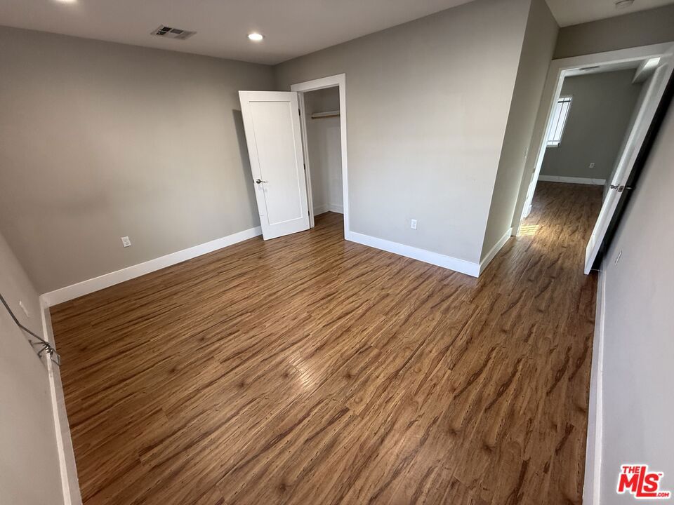 2303 1/2 Hauser Boulevard Property Photo 4