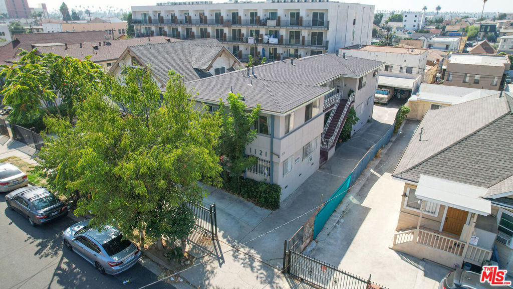1121 S Mariposa Avenue Property Photo 1