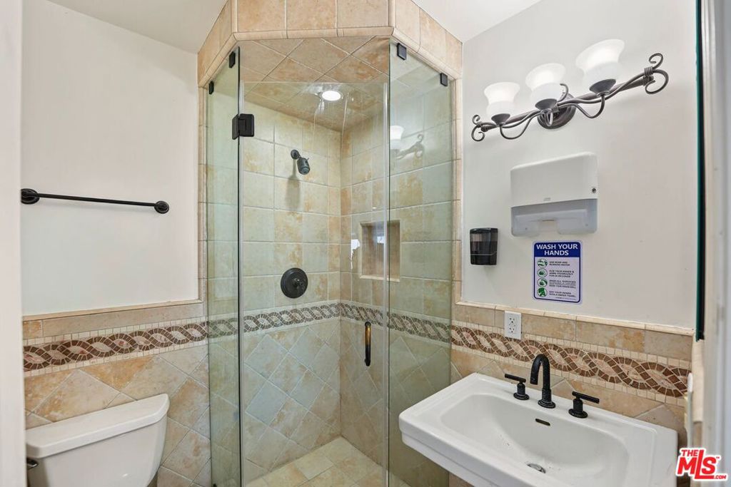 4550 Gable Drive Property Photo 20