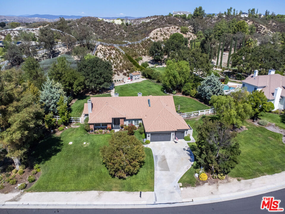 15555 Bronco Drive Property Photo 1