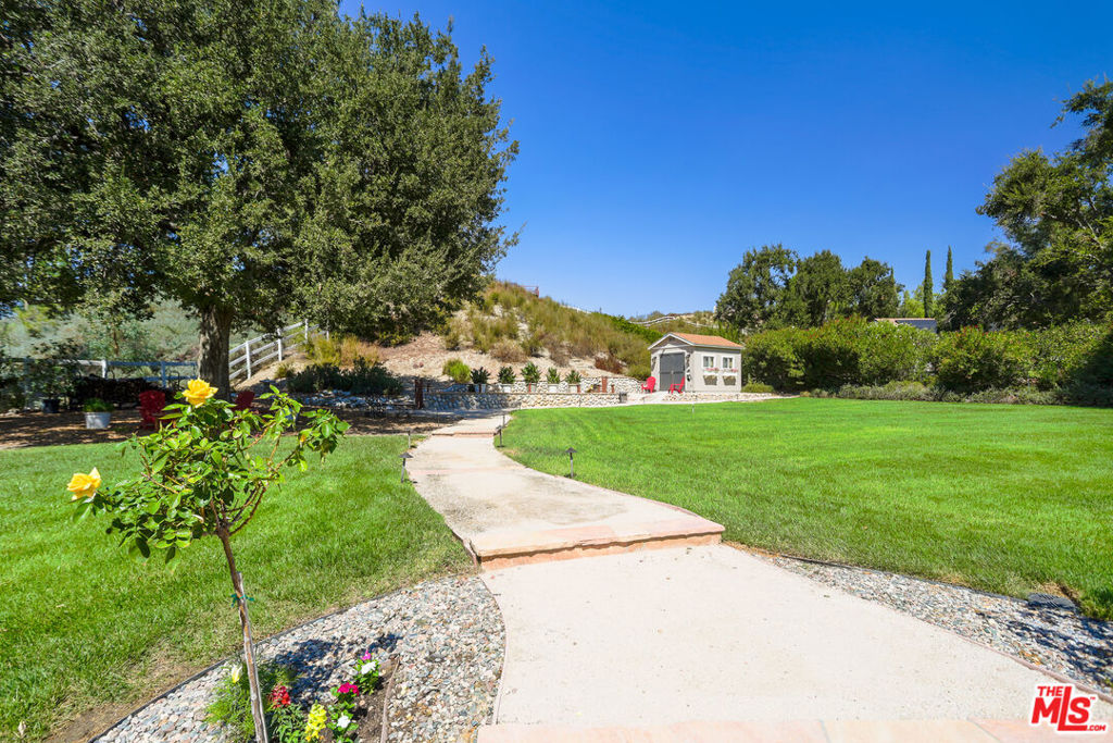 15555 Bronco Drive Property Photo 30