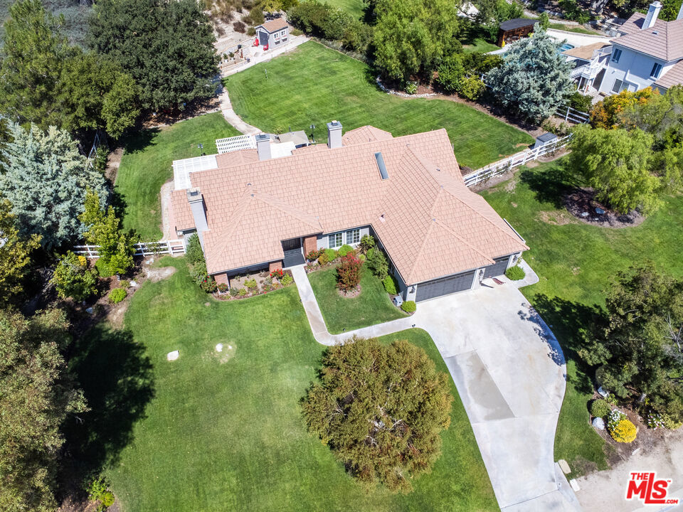 15555 Bronco Drive Property Photo 40