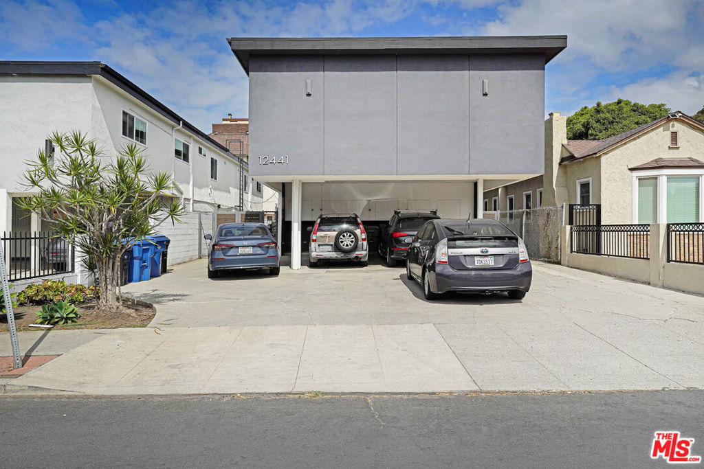 12441 Gilmore Avenue 4 Property Photo 4