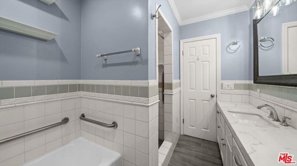 6311 La Tijera Boulevard Property Photo 26