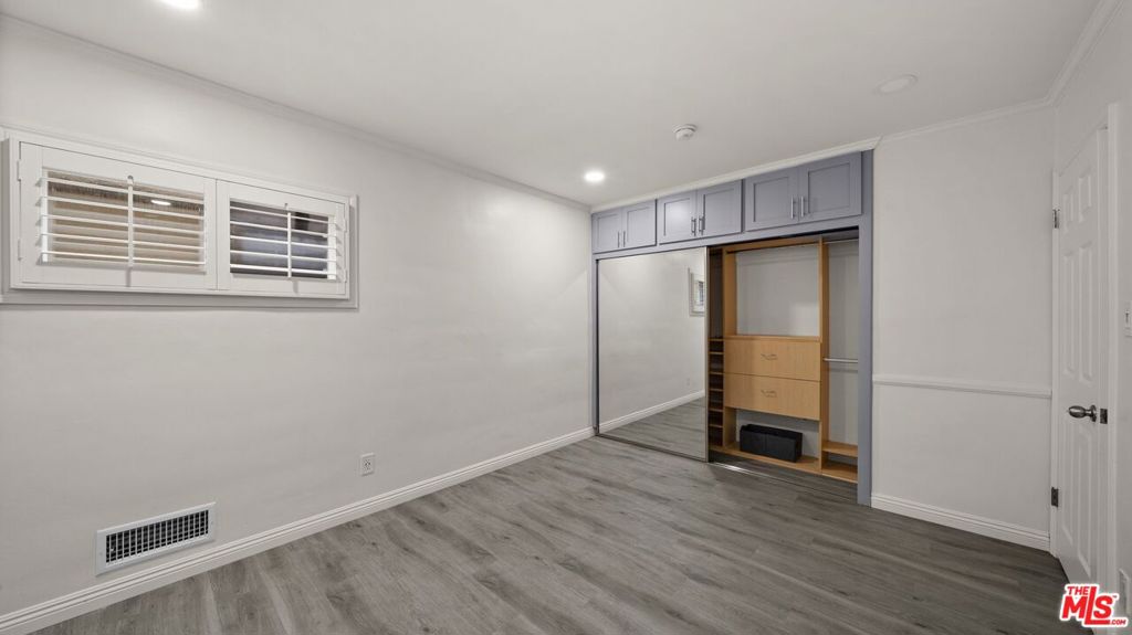 6311 La Tijera Boulevard Property Photo 32