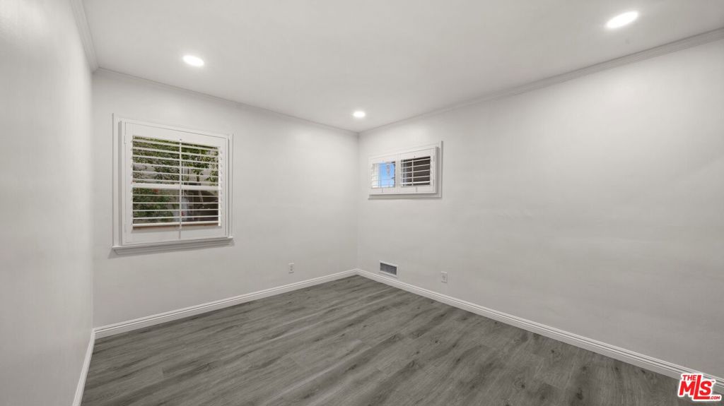 6311 La Tijera Boulevard Property Photo 33