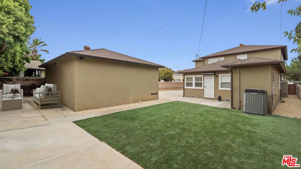 6311 La Tijera Boulevard Property Photo 49