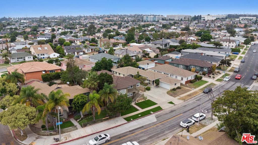 6311 La Tijera Boulevard Property Photo 57