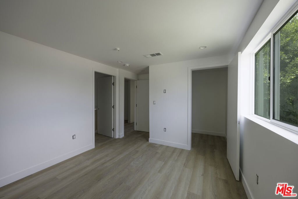 11223 Tiara Street 3/4 Property Photo 29