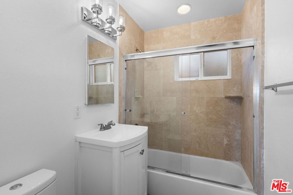 643 Pacific Street 4 Property Photo 34