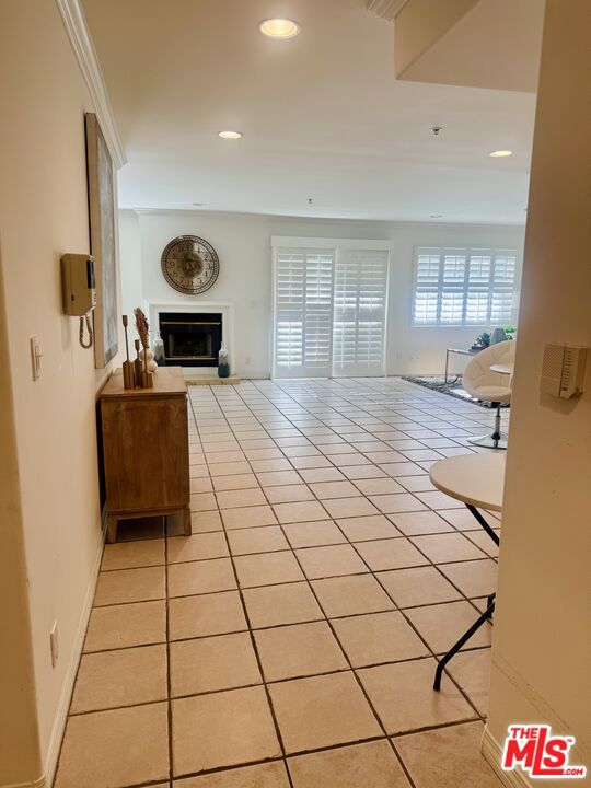 1817 Selby Avenue 102 Property Photo 9