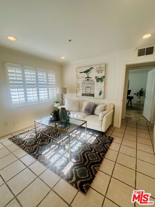 1817 Selby Avenue 102 Property Photo 18