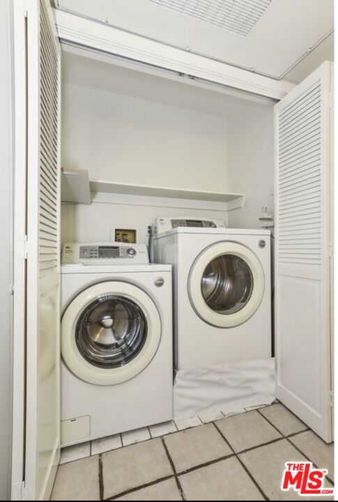 1817 Selby Avenue 102 Property Photo 25