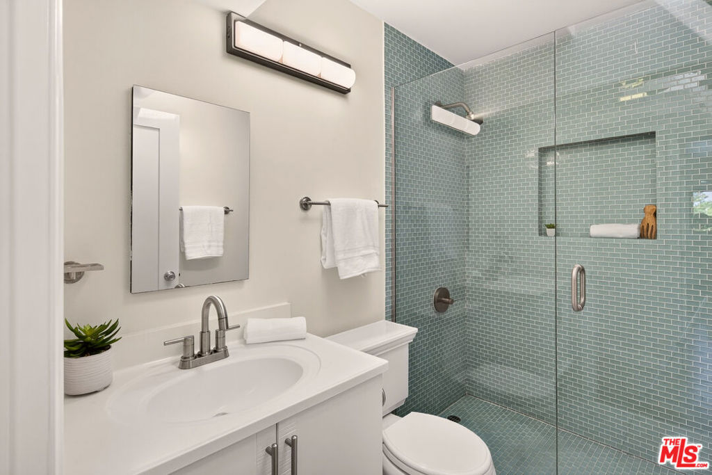 3470 Cabrillo Boulevard Property Photo 24