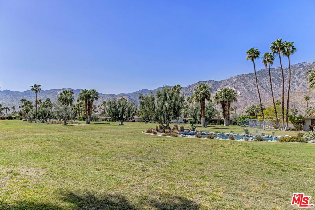 1585 E Sierra Way Property Photo 57