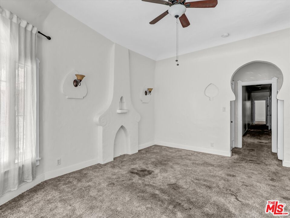 6407 Orange Street 1/2 Property Photo 6
