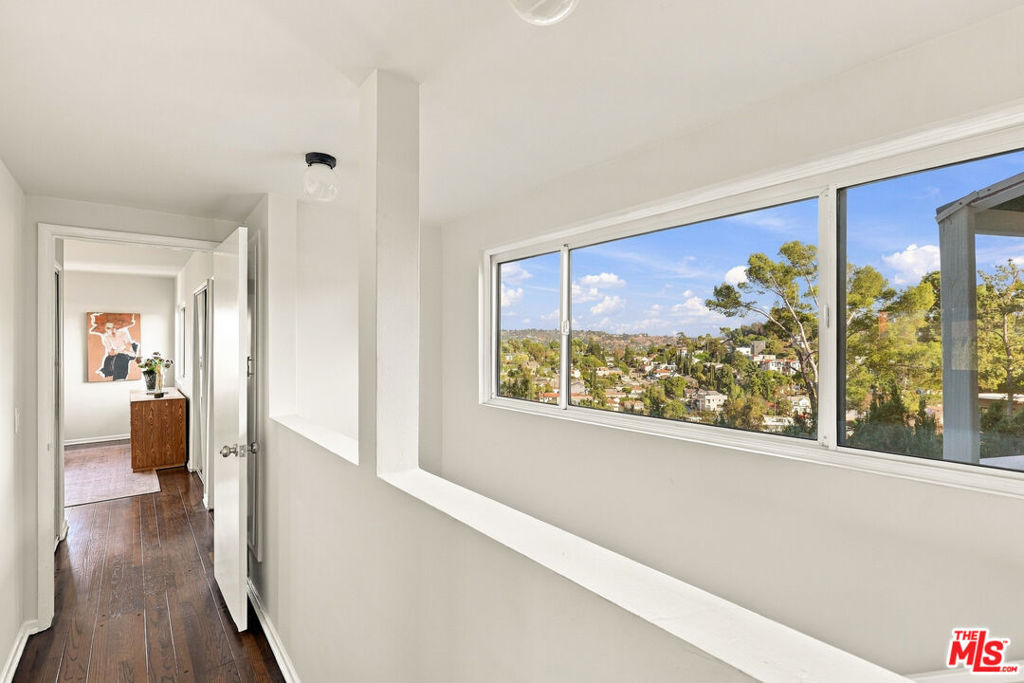 2525 Ivanhoe Drive Property Photo 23
