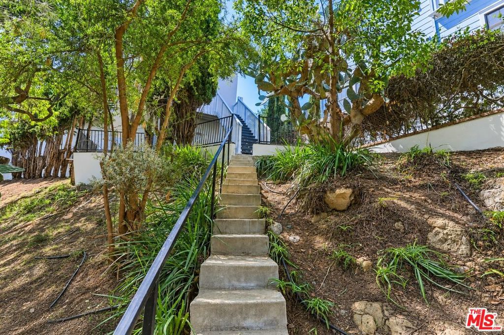 2525 Ivanhoe Drive Property Photo 42