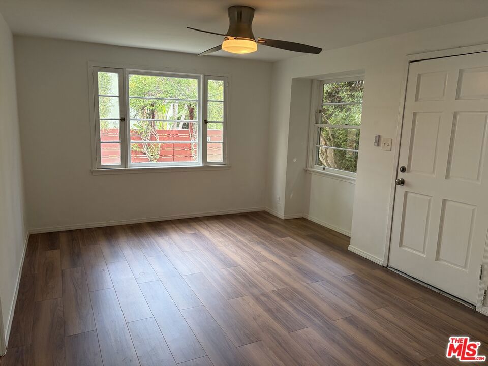 2983 Sunnynook Drive Property Photo 6